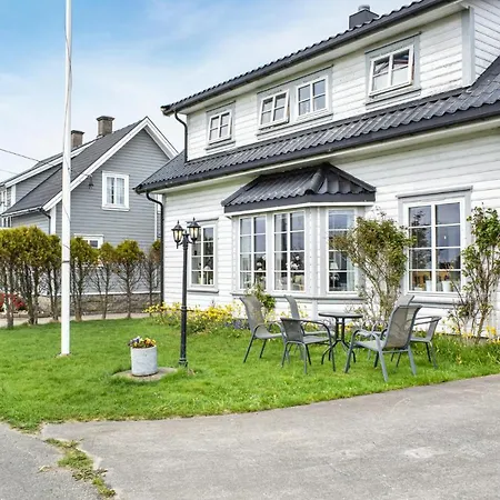 3 Bedroom Beautiful In