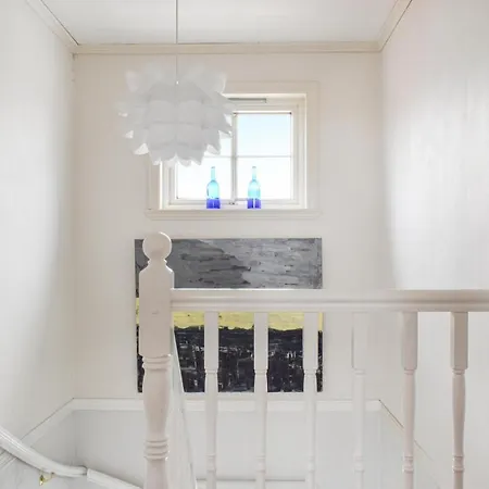 Дом отдыха 3 Bedroom Beautiful In Vanse Vanse